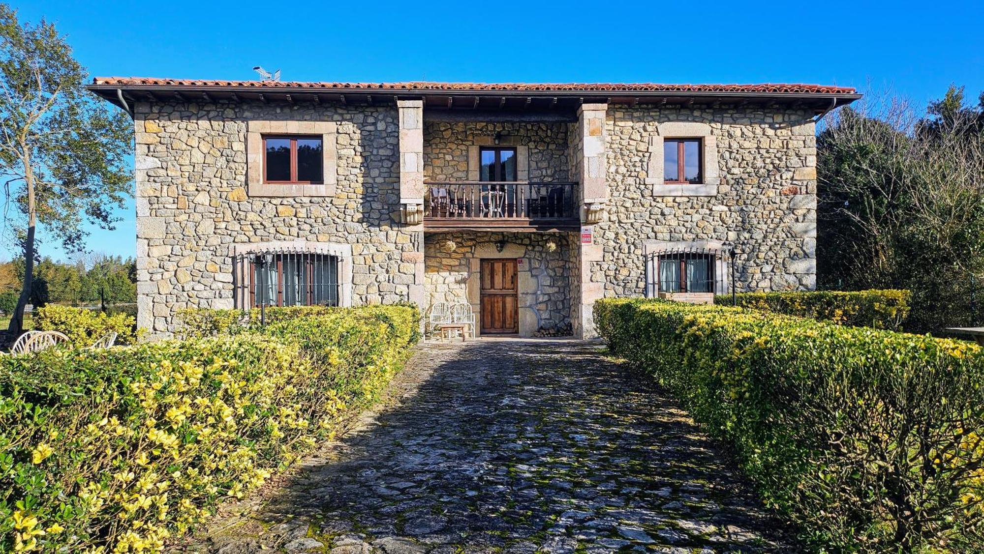 Casa De Aldea La Piniella Guest House Villahormes ภายนอก รูปภาพ